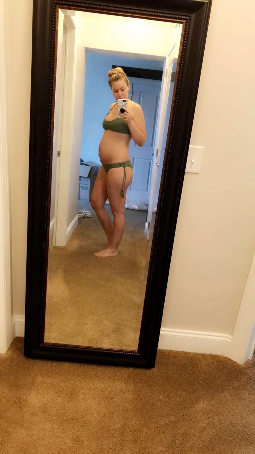 Blonde MILF slut #ybFcRzlb