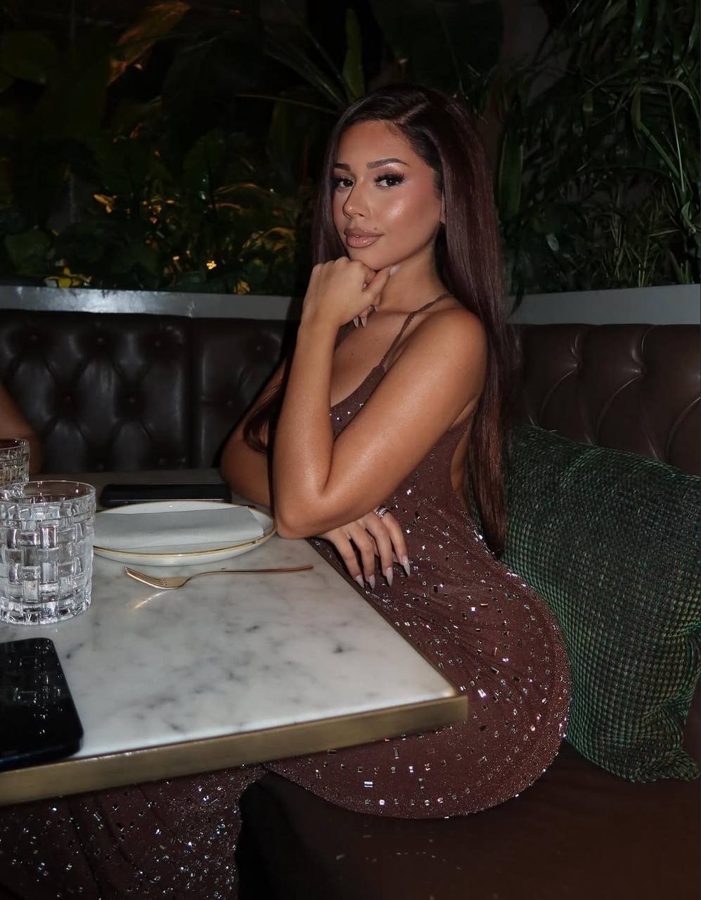 Sexy latina shows off her curvy thick body #RNf5YrxF